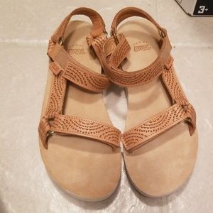 Teva Midform Geometric Sandals